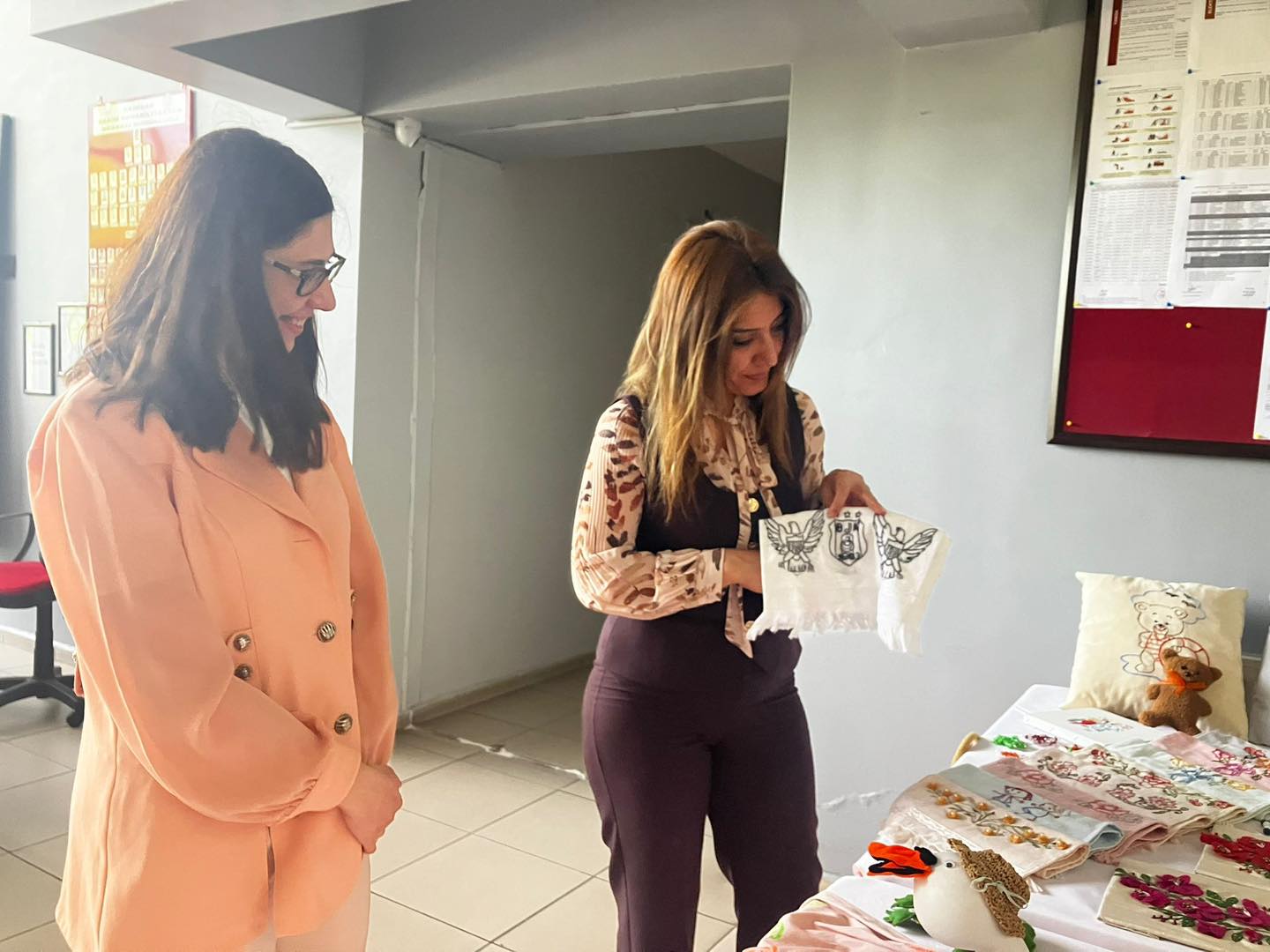 İl Müdürümüz Akhisar Bakım Rehabilitasyon ve Aile Danışma Merkezi’ni Ziyaret Etti