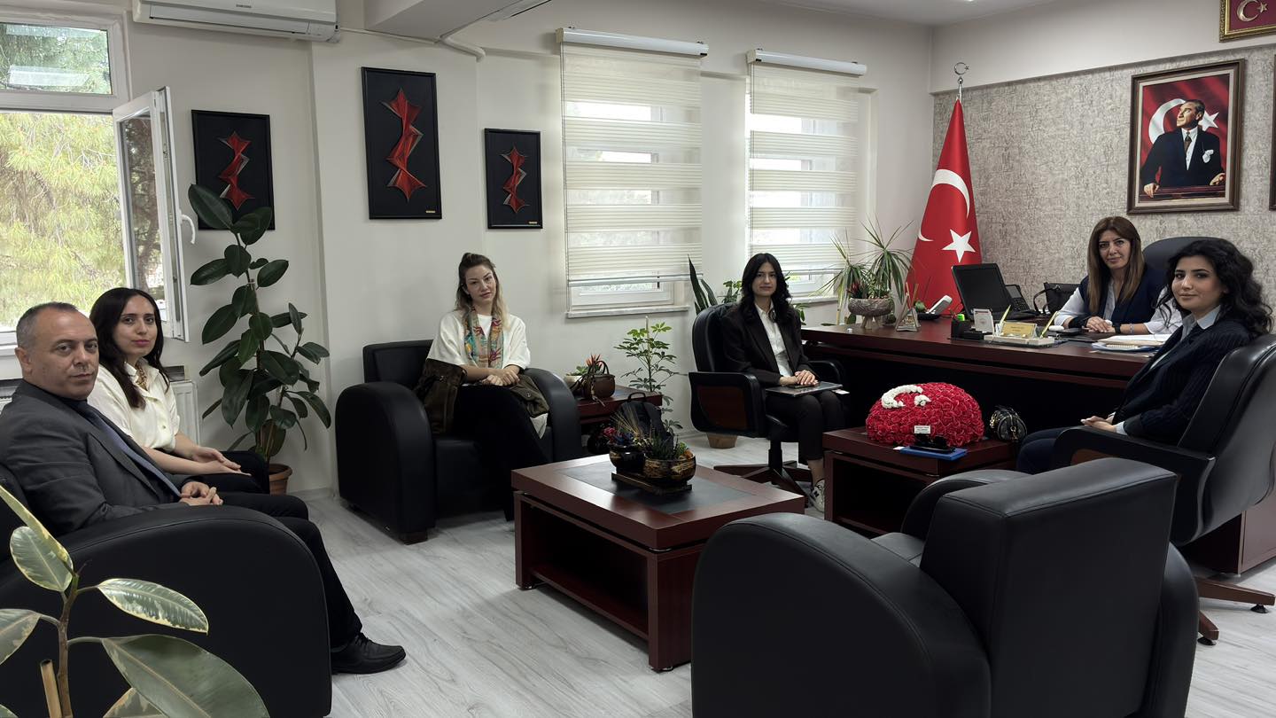 Geçici Koruyucu Aile İzleme Heyeti İl Müdürümüzü Ziyaret Etti