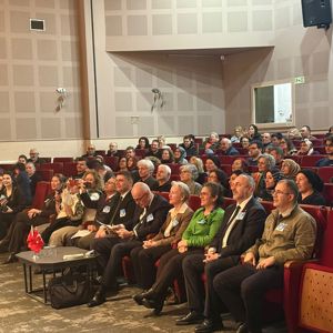 Otizm Farkındalık Gecesi Gerçekleştirildi - fotoğraf 3