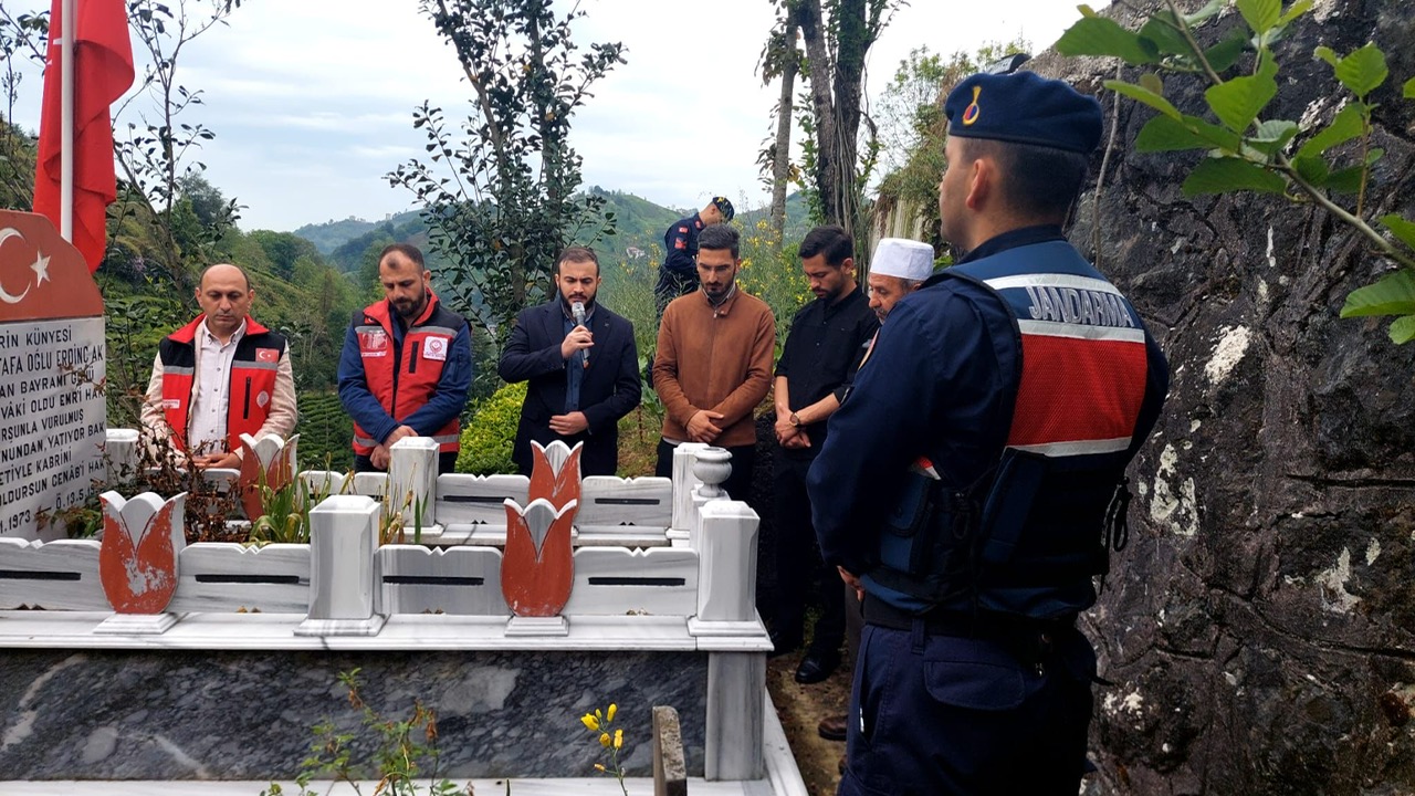 Aziz Şehidimiz Erdinç Ak Dualarla Anıldı