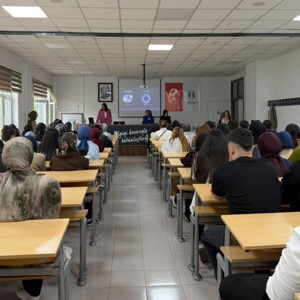 Kadına Yönelik Şiddetle Mücadele ve Güvenli İlişkiler Konulu Eğitim Gerçekleştirildi. - fotoğraf 2