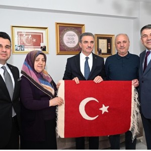 Valimiz Sayın Aydın Baruş riyasetinde Anneler Gününde Ziyaretler Gerçekleştirdik. - fotoğraf 1