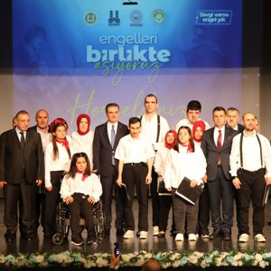 10-16 Mayıs Engelliler Haftası Kapsamında Hazırladığımız “Sevgi Varsa Engel Yok” Programımız Yoğun Katılımla Gerçekleşti. - fotoğraf 2