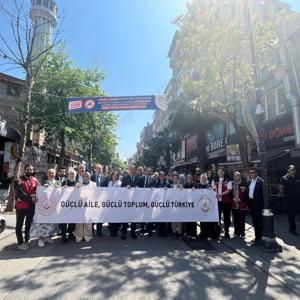 Aile ve Nüfus 10 Yılı Vizyonumuzla 15 Mayıs Aile Gününde “Güçlü Aile, Güçlü Toplum, Güçlü Türkiye” Mesajı Verdik - fotoğraf 2