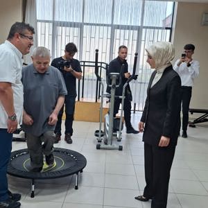 Bakanımız Sayın Mahinur Özdemir Göktaş’tan Kırklareli Bakım, Rehabilitasyon ve Aile Danışma Merkezi Müdürlüğümüze Ziyaret - fotoğraf 4