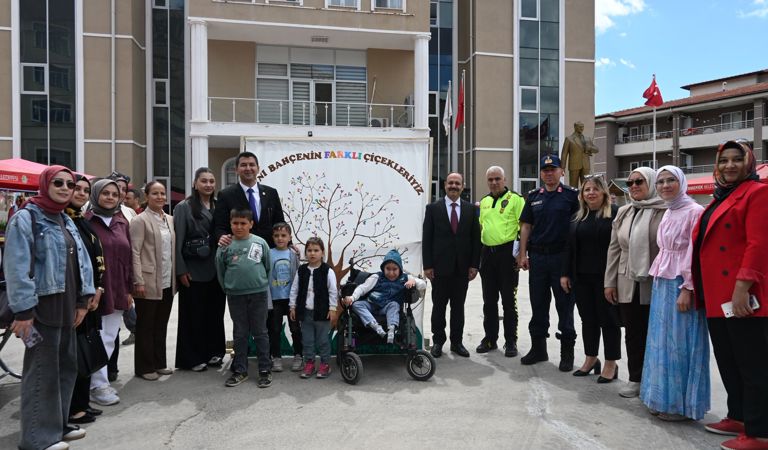 10-16 Mayıs Engelliler Haftası Kapsamında İl Müdürlüğümüze Bağlı Kuruluşlarımızda Anlamlı Etkinlikler 