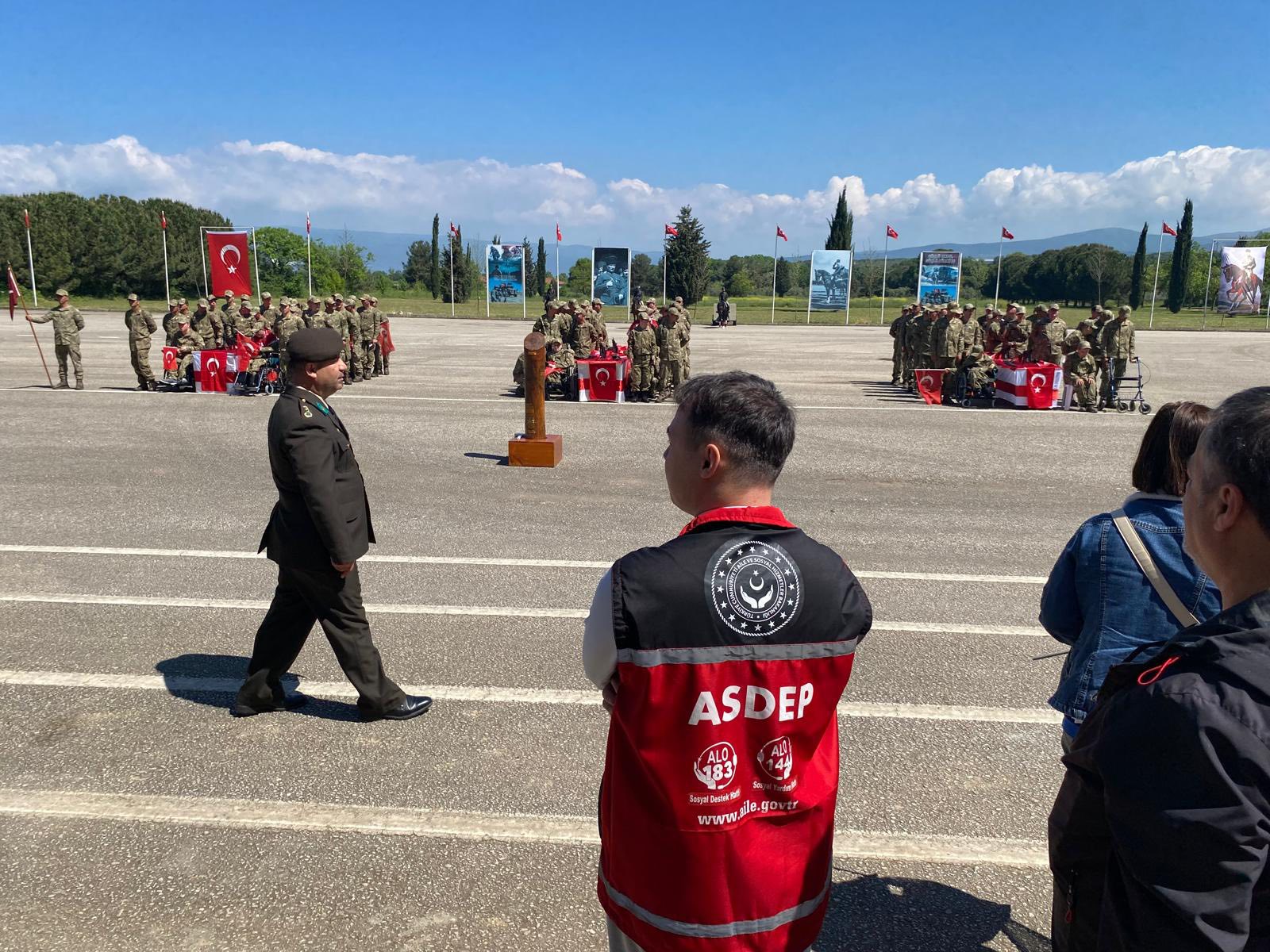 Vatan sevgisi engel tanımaz