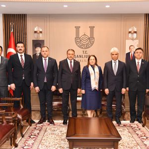 Bakan Yardımcımız Sayın Sevim SAYIM MADAK ve Beraberindeki Heyet İle Birlikte Valiliğimizi Ziyaret Ettik. - fotoğraf 1