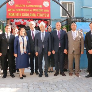 Bakan Yardımcımız Sayın Dr. Sevim SAYIM MADAK ile Bakanlığımızın Katkılarıyla Açılan Robotik Kodlama Merkezi’ni Ziyaret Ettik . - fotoğraf 1