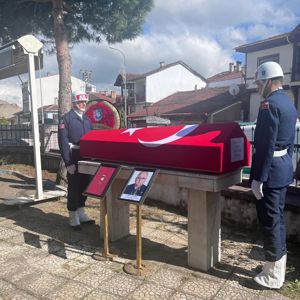Kıbrıs Gazisi Hasan Gümüş'ün Cenaze Töreni - fotoğraf 4