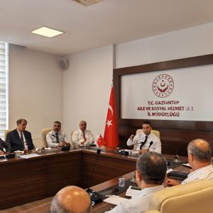 Sosyal Hizmet Çalışmaları Aylık Değerlendirme Toplantısında Ele Alındı - fotoğraf 4