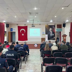 Hocalar ilçemizde Koruyucu Aile ve Geçici Koruyucu Aile Bilgilendirme Programı Yapıldı - fotoğraf 2