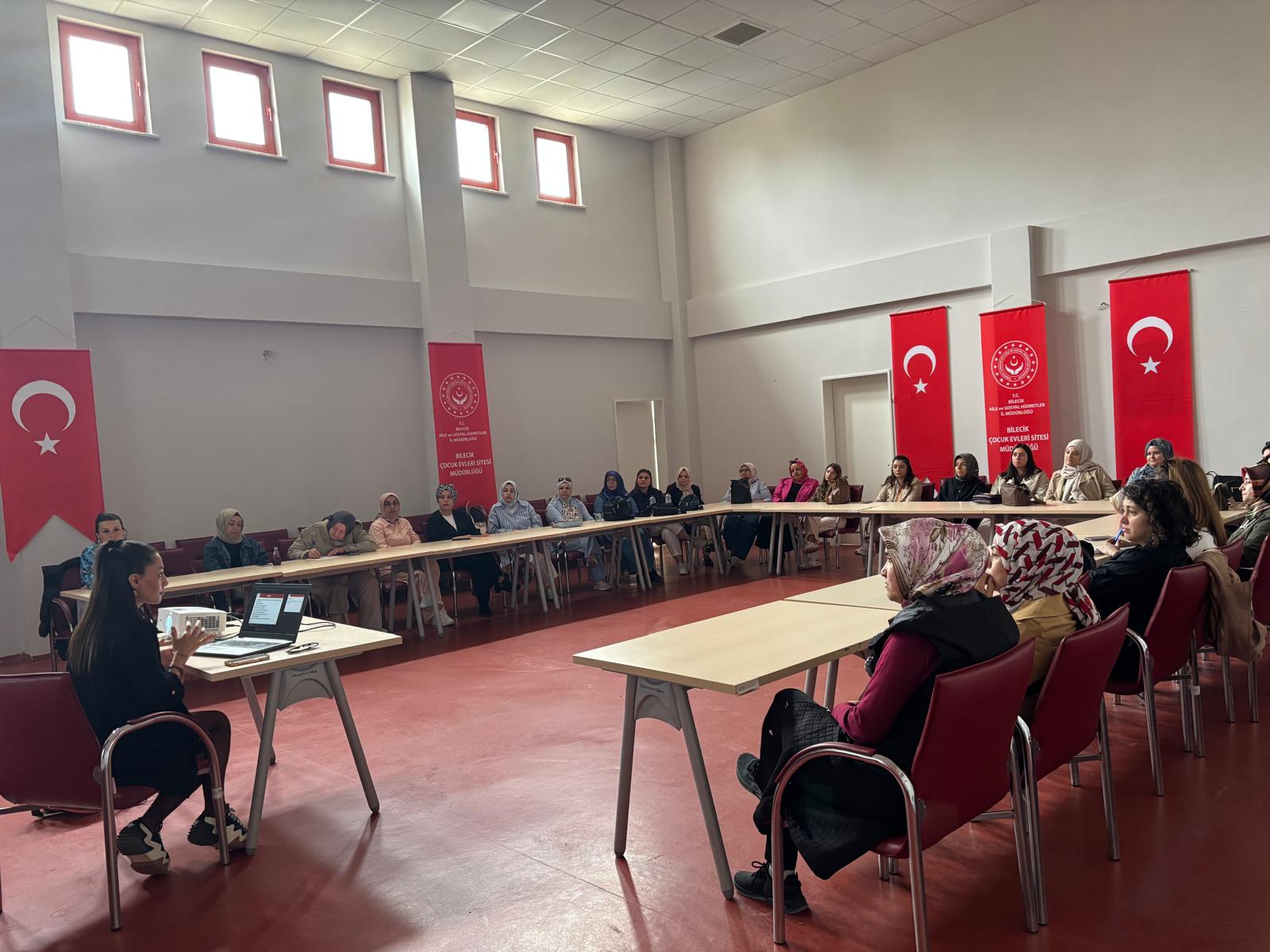 Güvenli Annelik Eğitimi