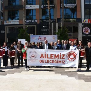 Milli Aile Haftası Tanıtım Yürüyüşü Gerçekleştirildi - fotoğraf 4