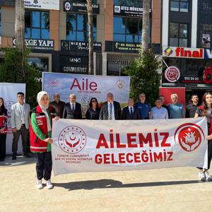 Milli Aile Haftası Tanıtım Yürüyüşü Gerçekleştirildi - fotoğraf 6