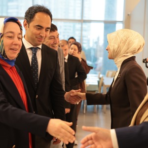 Bakanımız Göktaş, bakanlık personeli ile bayramlaştı - fotoğraf 3