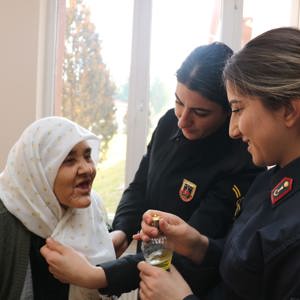 Yaşlılarımız Suriye'de Görev Yapan Mehmetçiğe Mektup Gönderdi. - fotoğraf 8