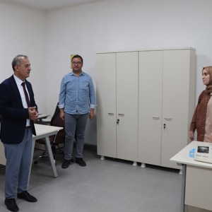 Bayramlaşma ziyaretleri kapsamında, İl Müdürlüğü personelimize anlamlı bir ziyaret gerçekleştirildi. - fotoğraf 2