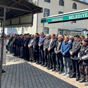 Kıbrı Gazimiz Şükrü Kızıl, yapılan askeri törenle ebediyete uğurlandı - fotoğraf 1