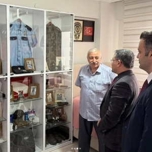 İl Müdürümüz Adem YÜCEL, Şehidimiz Gültekin TIRPAN' ın emaneti olan Değerli Ailesini ziyaret etti. - fotoğraf 3