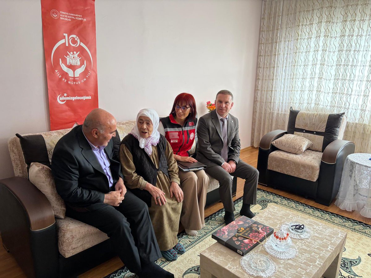 Millî Aile Haftasında Engelli Bireylerimiz ve Büyüklerimiz Ziyaret Edildi