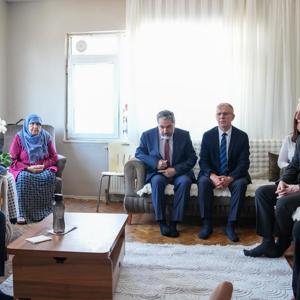Milli Aile Haftasında Şehit Yakınlarını ve Gazilerimizi Ziyaret Ediyoruz - fotoğraf 2