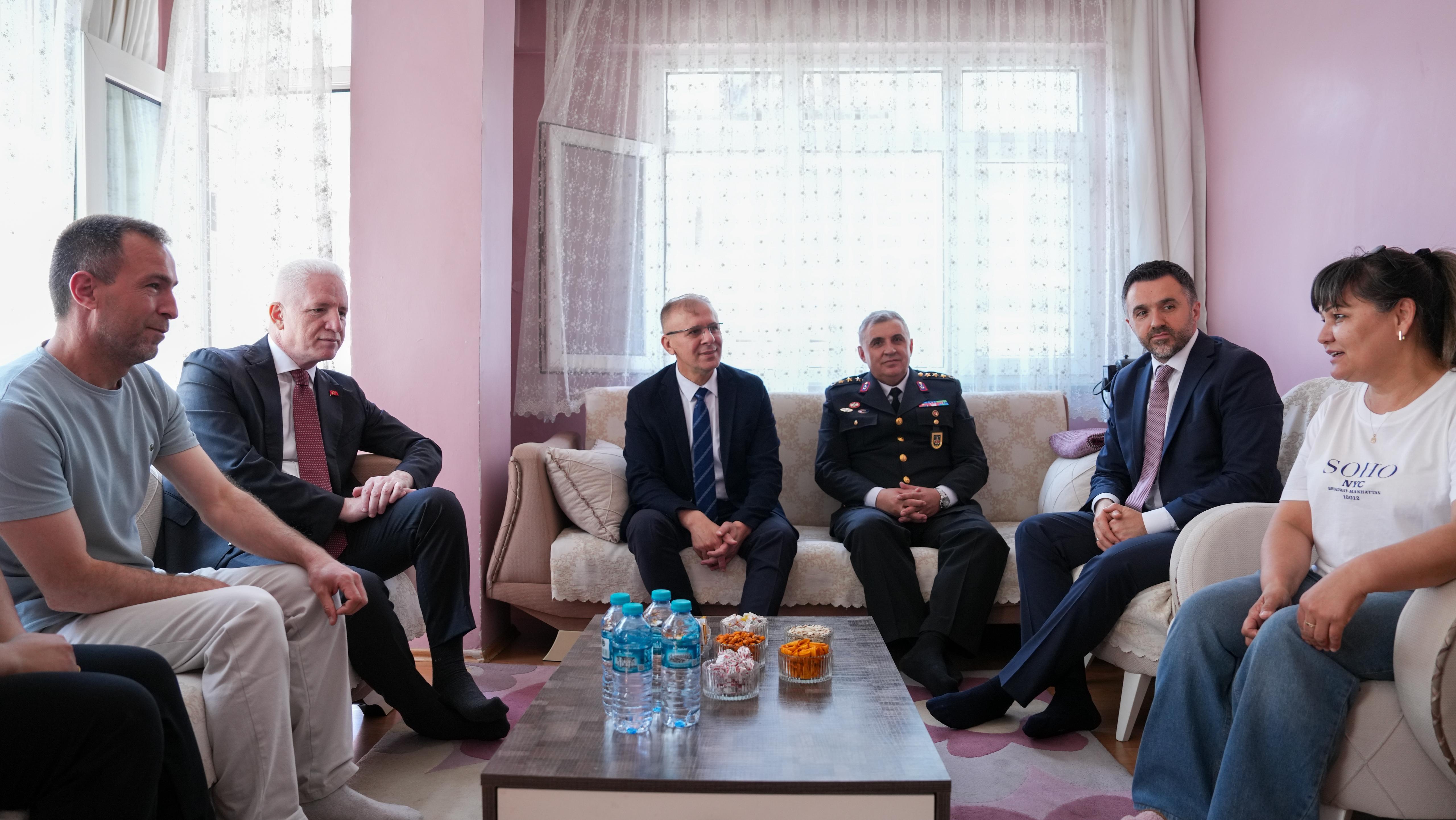 Milli Aile Haftasında Şehit Yakınlarını ve Gazilerimizi Ziyaret Ediyoruz