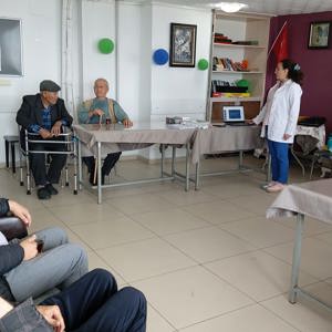 Isparta Süleyman Demirel Üniversitesi Diş Hekimliği Fakültesi öğrencileri tarafından Eğirdir Huzurevimiz ziyaret edildi. - fotoğraf 2