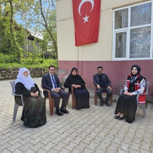 Anneler Günü Vesilesiyle Şehit Annelerimize Ziyaret - fotoğraf 3