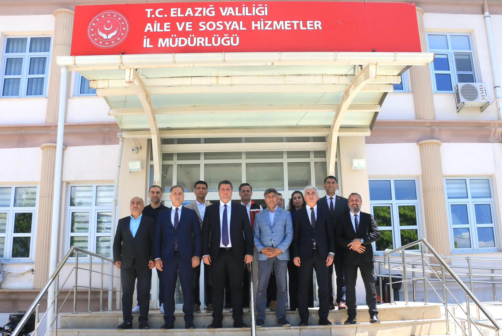 İL MÜDÜRÜMÜZ SAYIN SERDAR DEMİRCİ GÖREVİNE BAŞLADI