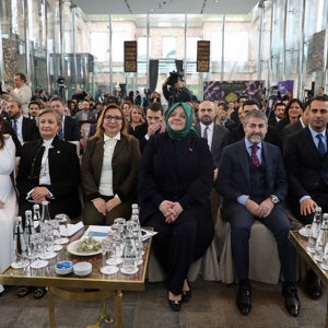 Bakan Selçuk "Değer Zirvesi ve Türkiye’ye Değer Katan Firmalar Ödül Töreni" Programına Katıldı - fotoğraf 2