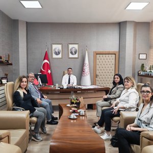 Rışvanlar Federasyonu’ndan İl Müdürümüz Sayın Umut Zeybek’e Ziyaret - fotoğraf 1