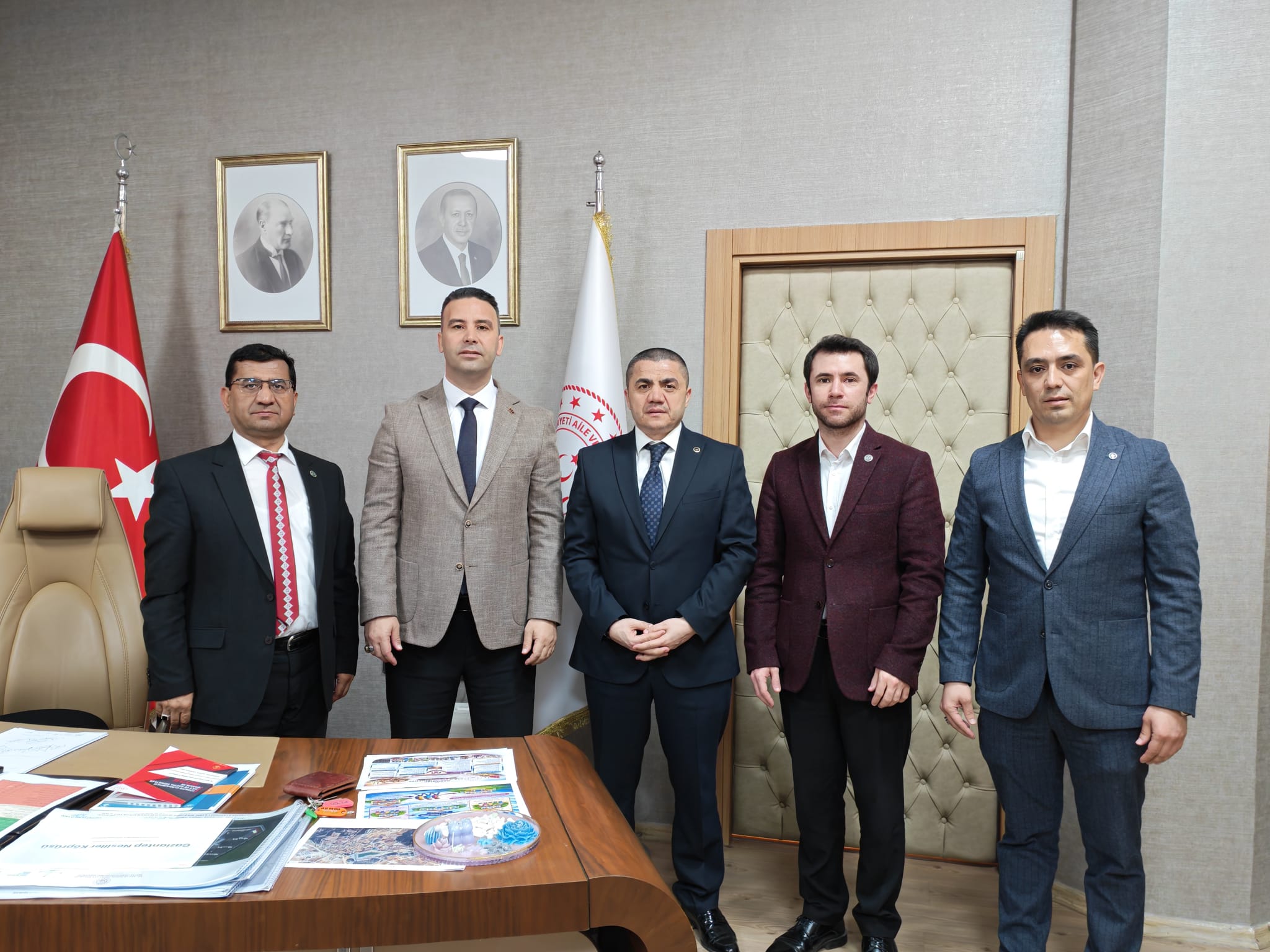 Sağlık-Sen Gaziantep Şube Yönetiminden İl Müdürümüz Sayın Umut Zeybek’e Ziyaret