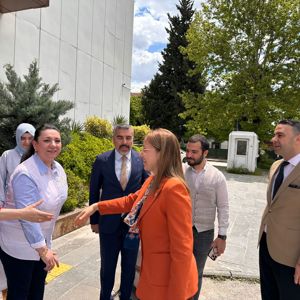 Anneler Günü’nde Anlamlı Buluşma ve Ziyaret - fotoğraf 7