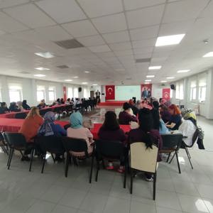 Finansal Okuryazarlık Eğitimiyle Bilinçli Ekonomik Kararlara Destek - fotoğraf 3