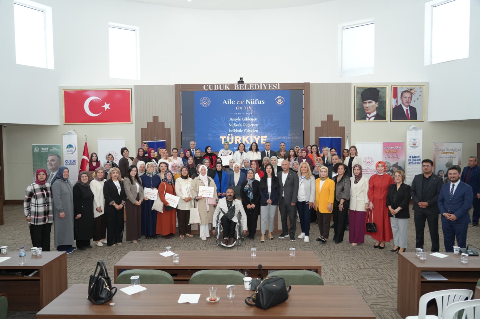 Modüler Aile Eğitim Programı Kursiyerlerine Belgeleri Takdim Edildi