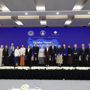 Bakanımız Göktaş, "Veriden Vizyona Üç Kuşak Türkiye" araştırmasına ilişkin düzenlenen programda konuştu - fotoğraf 6