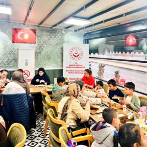 Milli Aile Haftası Kapsamında Öksüz ve Yetim Çocuklarımızla Bir Araya Geldik - fotoğraf 2