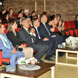 Engelli Bireylerimizin El Emeği Ürünleri Sergilendi - fotoğraf 6