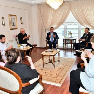 Şehit Ailesi ve Gazi Yakınlarına Bayram Ziyareti - fotoğraf 2