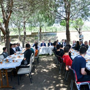 Çocuk Evlerimizde Bayram Sevinci Paylaşıldı - fotoğraf 1