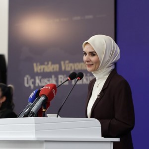 Bakanımız Göktaş, "Veriden Vizyona Üç Kuşak Türkiye" araştırmasına ilişkin düzenlenen programda konuştu - fotoğraf 5
