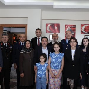 Şehit Polis Memuru Hüseyin Danacı’nın Ailesini Ziyaret - fotoğraf 4