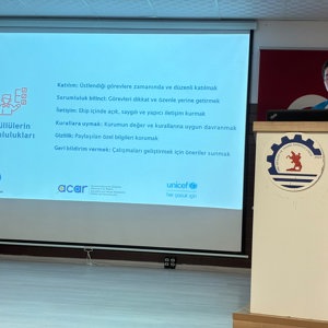 Samsun İl Çocuk Hakları Komitesi Akran Eğitimi Gerçekleştirdi - fotoğraf 1