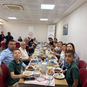 “Üç Kuşak Bir Sofrada” Programında Bayram Sevinci Paylaşıldı - fotoğraf 4