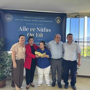 Soma’da “3 Kuşak 1 Aile Sofrası”nda Gönüller Buluştu - fotoğraf 2