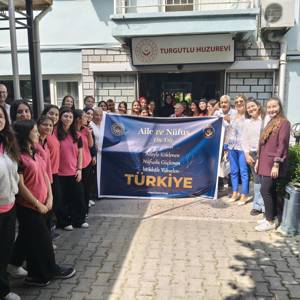 Turgutlu’da Kuşaklar Arası Dayanışmayı Güçlendiren Anlamlı Buluşma Gerçekleştirildi - fotoğraf 1