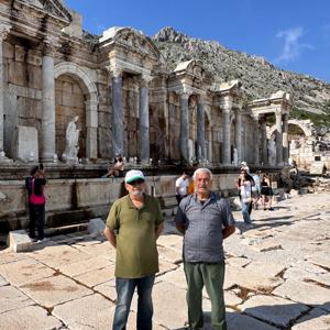 İl Müdürlüğümüze bağlı Hilmi-Hafize Evin Huzurevi sakinlerimiz için sosyal ve kültürel etkinlikler kapsamında Ağlasun’da bulunan Sagalassos Antik Kenti’ne gezi programı düzenlendi. - fotoğraf 4
