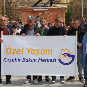 Farkındalık için yürüdük, sesimizi duyurmak için yan yana geldik. - fotoğraf 4