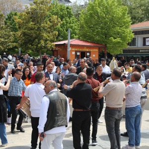 Farkındalık için yürüdük, sesimizi duyurmak için yan yana geldik. - fotoğraf 10